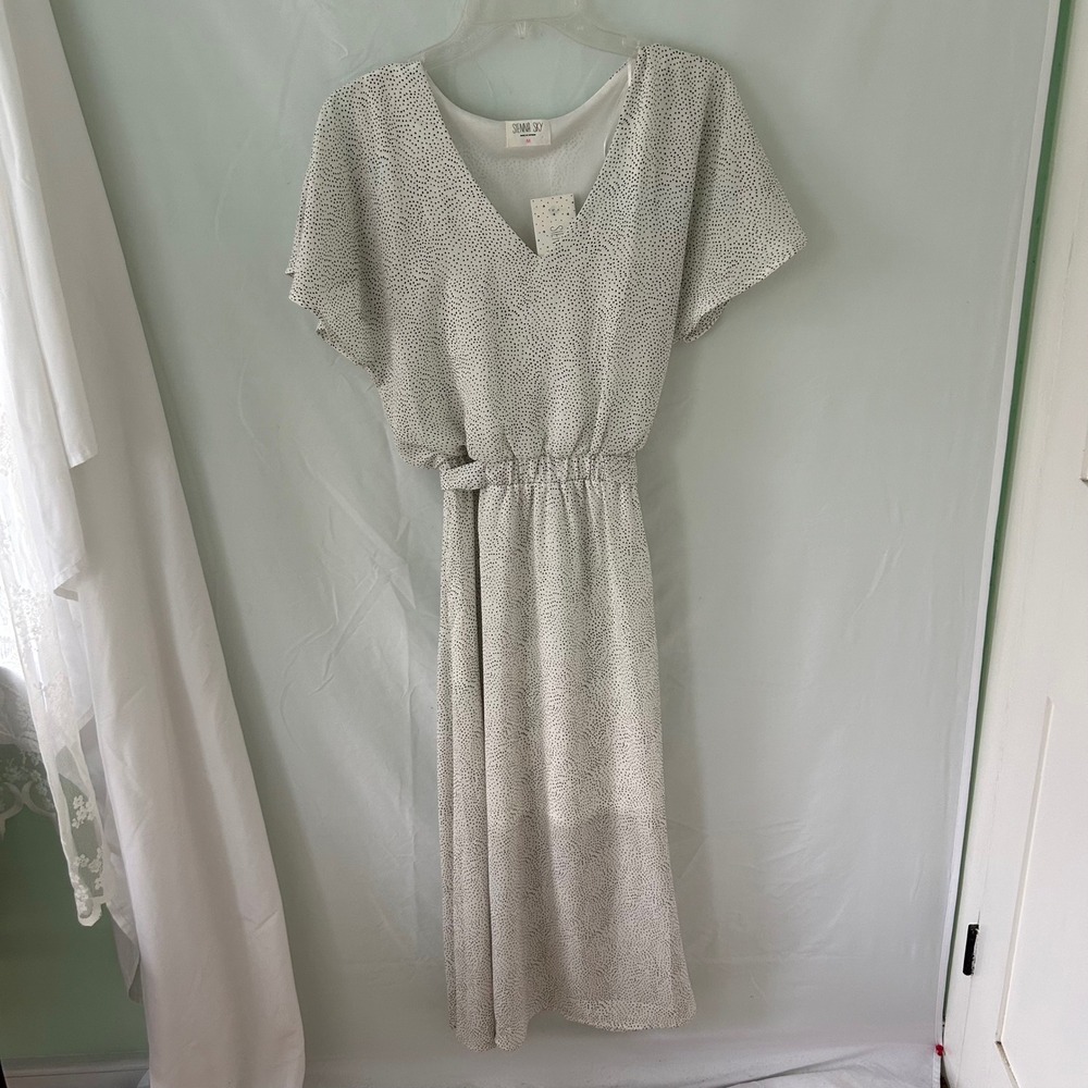 Sienna Sky Polka Dot V Neck Midi Dress Belted Flutter Sleeve Women's‎ M